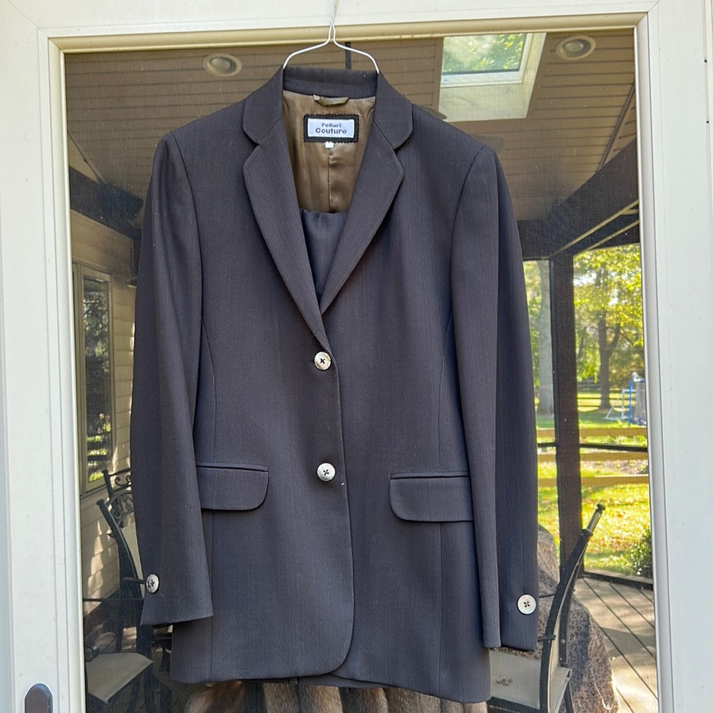 Women's Pellari Couture suit size 6